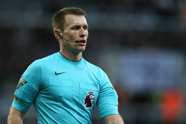 双方你追我 双方你追我